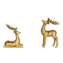 2 Weihnachts-Rentierfiguren, stehende und sitzende Hirschstatuen aus Kunstharz für die Heimdekoration, Tisch- oder Regaldekoration, Einzugsgeschenk