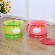1Pc Plastic Urinal Thickened Durable Chamber Pot with Lid for Family Use in Assorted Colors