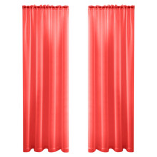 Rideaux blancs transparents élégants pour la décoration intérieure, parfaits pour les salons, les chambres et les fenêtres modernes.