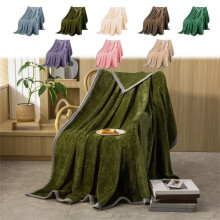 Ultra Soft Coral Velvet Fleece Blanket with Pineapple Check, 70100cm, Breathable & Easy Care