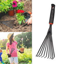 Ergonomic Hand Rake for Soil Loosening – Durable, Lightweight Gardening Tool Compatible with Yard Work