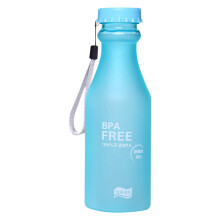 Bouteille d'eau transparente mate de 550 ml, étanche avec bouchon à cordon, en PP/PC, légère et résistante – idéale pour les sports de plein