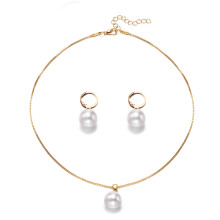 Ensemble collier et boucles d'oreilles en or pour femme – Pendentif en perle d'imitation, cadeau pour Noël, un anniversaire, la Saint-Valentin, la