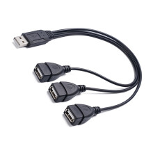 Cabo extensor USB macho para três fêmeas para conexão e carregamento convenientes de dispositivos em casa ou no trabalho.
