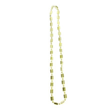 Colliers de perles Mardi Gras, accessoires métalliques aux couleurs vibrantes, portables pour les défilés de carnaval et les décorations de fête.