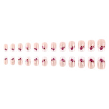 24 stuks korte vierkante nepnagels met hartjesmotief voor Valentijnsdag, acrylnagels met French tip.