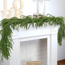 Guirlanda de pinheiro decorativa de Natal para porta de entrada, guirlanda verde artificial com luzes – compatível com decoração natalina