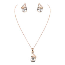 Modieuze oorbellen en ketting, driedelige set, voor je vriendin, veelkleurig