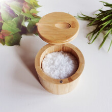 Bamboo Spice Jars with Spoons for Herbs and Spices