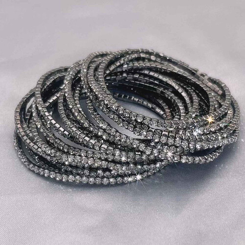 Pulseira de tênis feminina em latão com strass, elástica, 5,25 polegadas.