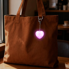 Leuchtende Herz-LED-Taschenlampe – Berührungsaktiviert, tragbare Handtaschenlampe, ideales Valentinstags-/Geburtstagsgeschenk, Rosa – kompatibel