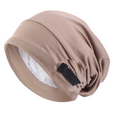Cappello casual colorato con elastico per la testa, ideale per il divertimento in casa.
