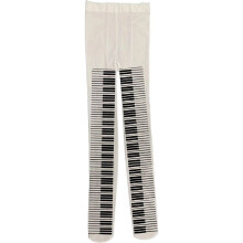 Damespanty met speels pianomotief, funky patroon, emo-goth-stijl, speelse kleding, Y2K-esthetiek.