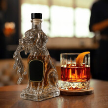 Hand-Blown Glass Whiskey Decanter - Animal Head Craft Liquor Bottle Airtight Stopper Barware Decor Collector's Gift Home Bar Centerpiece(A)