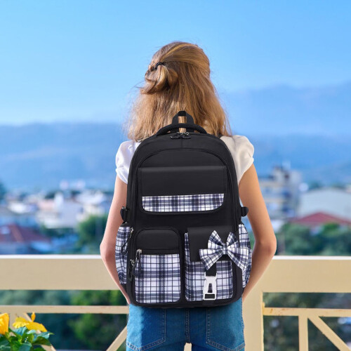 Mochila feminina leve de 18 polegadas, elegante e casual, ideal para o dia a dia.
