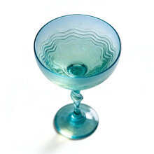 Verre à vin texturé motif vagues océaniques et mer