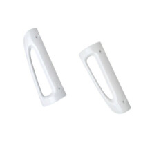 Maniglie per frigorifero in plastica alla moda, maniglie moderne per porte di frigorifero, maniglie per frigoriferi in plastica con texture.