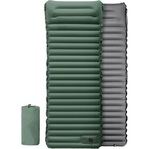 Zelfopblazend campingmatras met ingebouwde voetpompღ