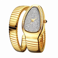 Relógio feminino com design de cobra: Relógio de pulso de quartzo em aço inoxidável com pulseira de corrente estilo hip hop.