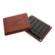 Reed case for clarinet and alto saxophone double-sided