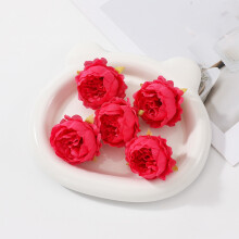 Cabeças de flores artificiais para guirlandas e artesanato natalino – 10 unidades, compatíveis com decoração de Natal.