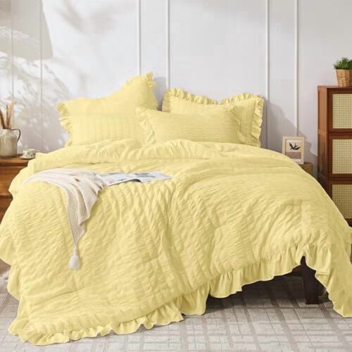 Twin Comforter Set Light Yellow Seersucker Microfiber 2-Pc