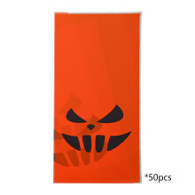 50 stk. Halloween-godtposer, flate cellofanposer med gresskarmønster (28x13 cm), kompatible med festgaver og klasseromsarrangementer