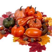 Herbstdekorationsset, 50-teilig: Blätter, Kürbisse, Eicheln