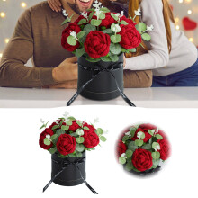 Rose bouquet knitted wool hug bucket Valentine's Day