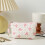 Φορητή τσάντα μακιγιάζ Coquette Floral Bow, καπιτονέ τσάντα καλλυντικών με τόξο, μικρή 1