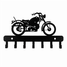 Metalen autosleutelhouder in industriële stijl voor wandmontage, met moderne esthetiek en multifunctionele sleutelhangers voor thuisdecoratie.