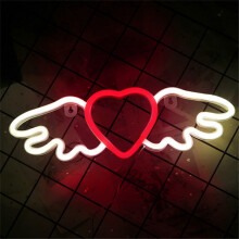 Valentinstagsdeko: Engelsherz-Neonlichter in Rot und Rosa mit Flügeldesign für Terrasse und Garten – ideal für Valentinstagspartys