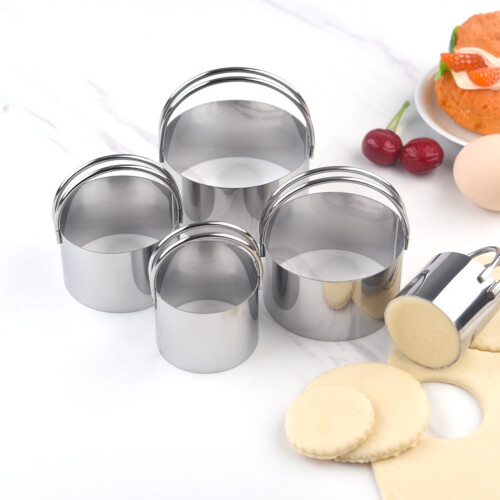 5-Pc Circle Biscuit Cutter Set with Ring Handle, Stainless Steel Dough Cutters – Compatible with All Baking Needs