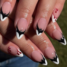 Halloween plaknagels, middelgrote amandelvormige nepnagels, volledig dekkende kunstnagels met designs, acryl kunstnagels voor vrouwen en meisjes, 24