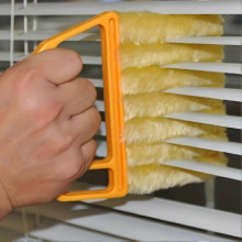 Venetian Blind Cleaner with MultiSlat Microfiber Brush, Detachable Head and Dust Absorption