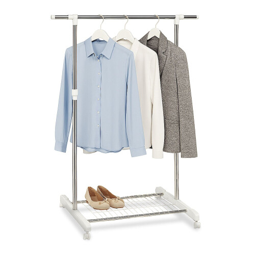 Verstellbare Garderobe mit Rollen und Ablage