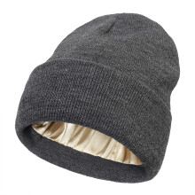Warme gebreide wollen trappermuts voor mannen en vrouwen – geschikt voor winterkleding en koud weer.