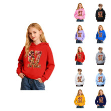 Moletom com capuz e estampa gráfica para meninos, modelo casual com bolso, ideal para crianças e jovens.