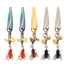 5pcs Metal Propeller Fishing Lure 3.2g, 3D Bionic Zinc Alloy, Floating & Rotating Tail, Flash Effect, Storage Box – Compatible with Standard Rods