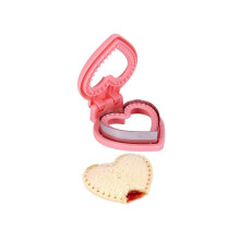 Heart Shaped Sandwich Cutter Sealer Lunch Box Decorative Dough Cutter Baking Tools Kitchen Supplies Valentine's Day Gifts