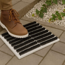 Schuhreiniger mit grauer Bürstenmatte - rutschfeste Gummibasis