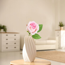 1 rose en soie rose réaliste, 53,5 cm (21,1 pouces), fausse rose artificielle à longue tige pour bouquets de mariage, centres de table,