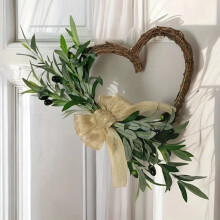 Couronne d'olivier artificielle en forme de cœur, 45 cm (17,75 pouces)