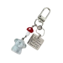 Llavero de elefante con seta roja, accesorio de colgante para bolso de teléfono de aleación de resina para mujeres y niñas.