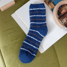 Men's Coral Fleece Thermal Socks – Warm Striped Crew Socks with Plush Lining & Non-Slip Sole, Breathable for Indoor/Outdoor Use