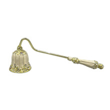 Dekorativer Kerzenlöscher im Vintage-Stil mit langem Metallgriff für Stumpenkerzen, Votivkerzen und Kerzen im Glas