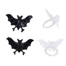 1Set Luminous White Plastic Bat Ring Halloween Flashing Ring Toy