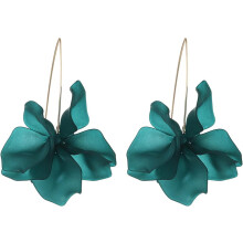 Boucles d'oreilles créoles fleuries style bohème, pendantes à pétales (1 paire)