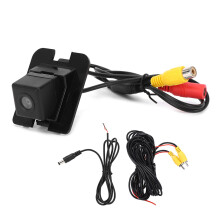 HD-achteruitrijcamera voor auto's met 170 ultragroothoeklens en een eenvoudig, compact ontwerp. Robuuste waterdichte bescherming. Snelle