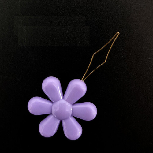 Colorful Flower Needle Threader – Easy Threading Sewing Accessory, Compact for Needle Boxes & Craft Kits, Compatible with Standard Needles